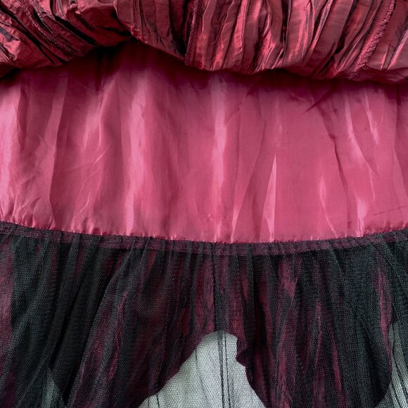 Vintage Red Prom Dress with Timeless Elegance - Picture 11 of 16